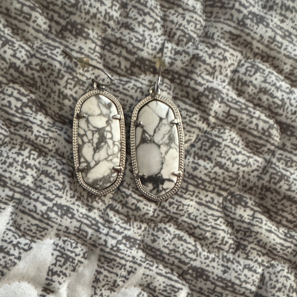 Kendra Scott Elle Earrings